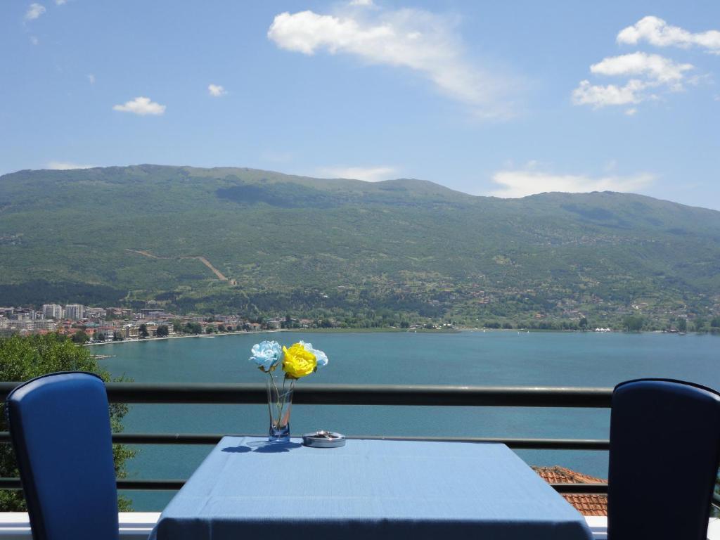 Accommodation J&T Ohrid Bilik gambar